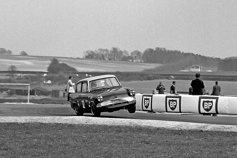 Classic & Sports Car – British touring cars to star at Classic Nostalgia