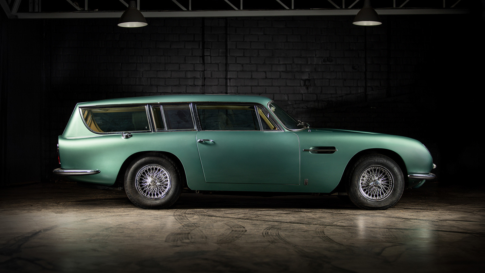 30 show-stopping classic cars for sale at Rétromobile 2025