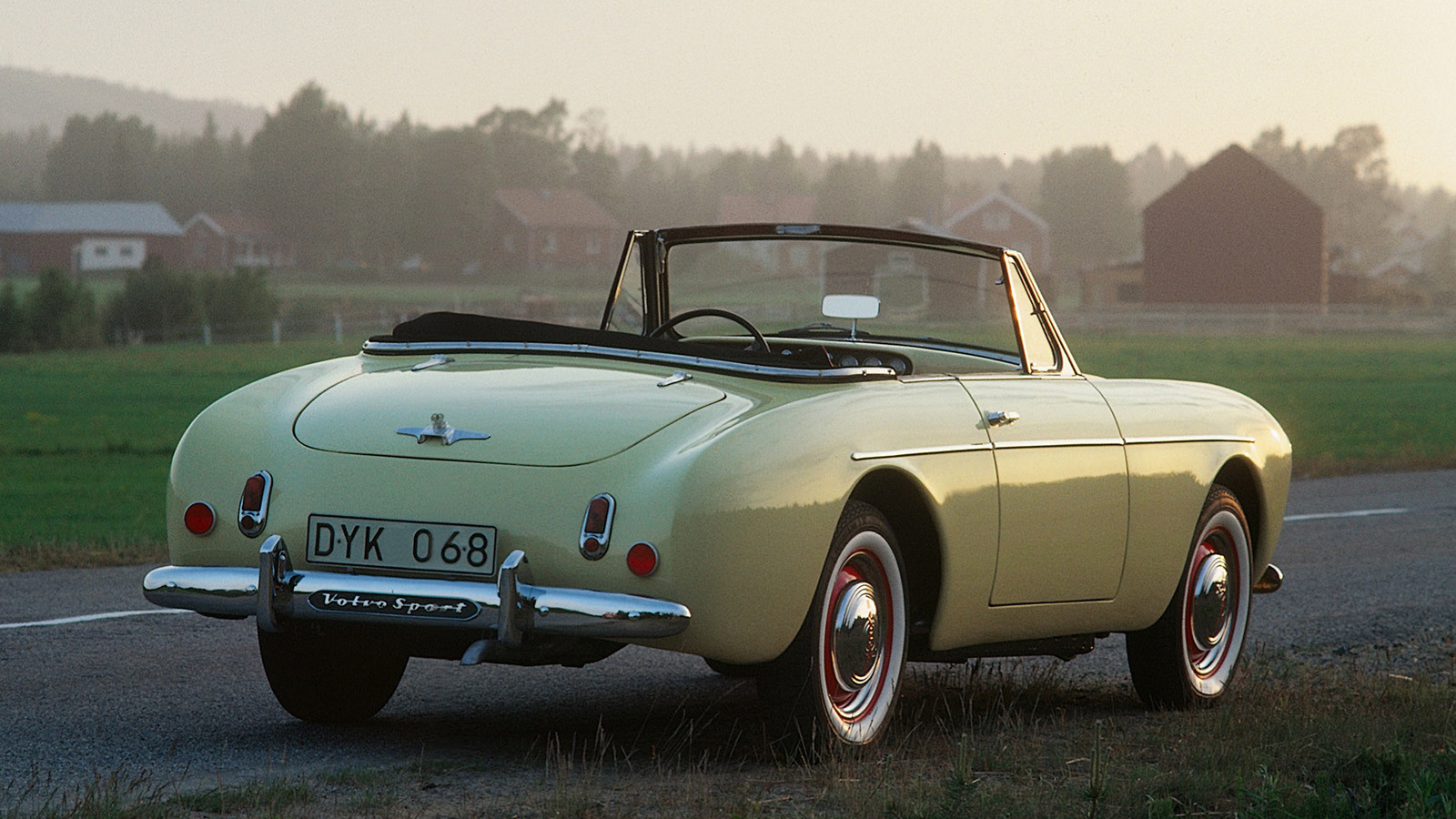 10 top unexpected glassfibre classic cars