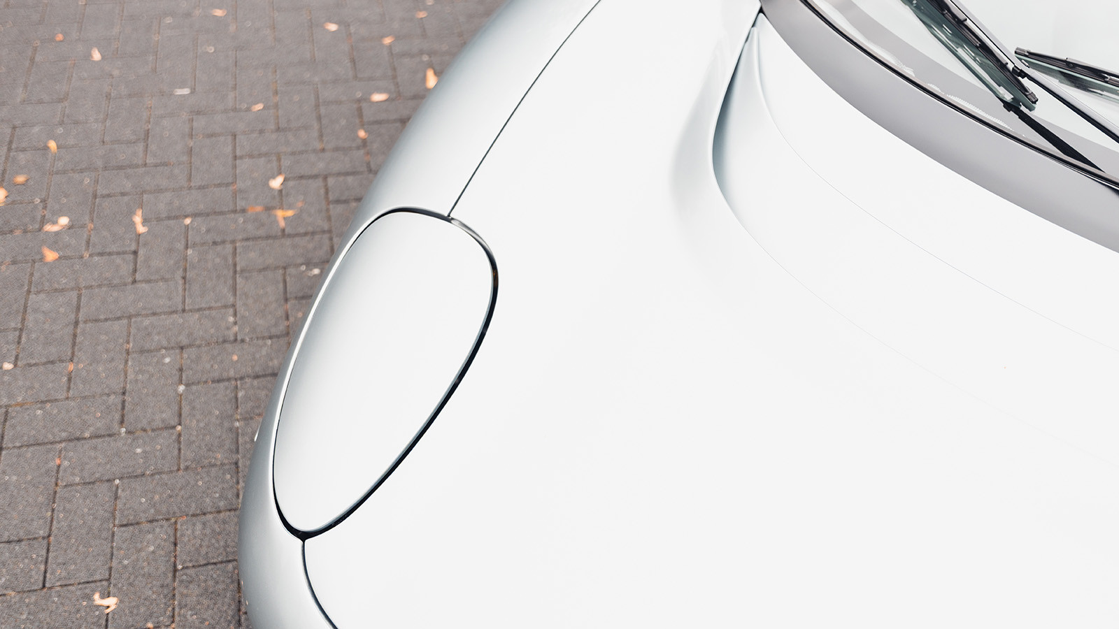 This Jaguar XJ220 is like new – and it could be yours