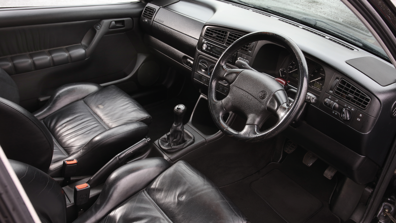 Retro hot hatch supertest: 19 legends driven