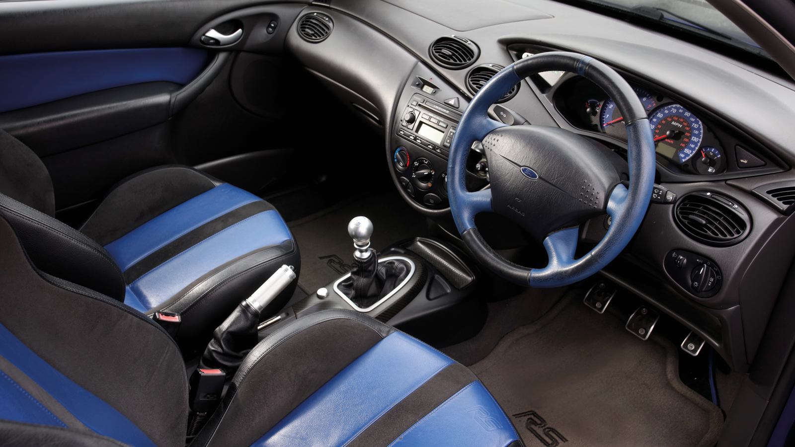 Retro hot hatch supertest: 19 legends driven