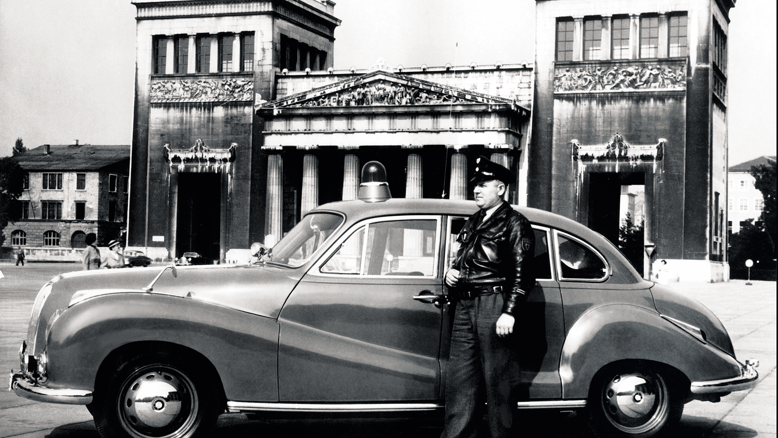 Top 10 police cars of all time